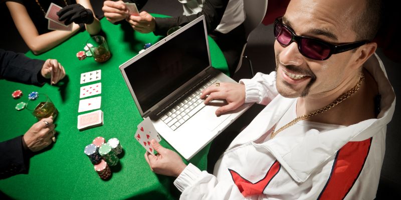 Điều chỉnh hành động vòng cược khi chơi poker w9bet